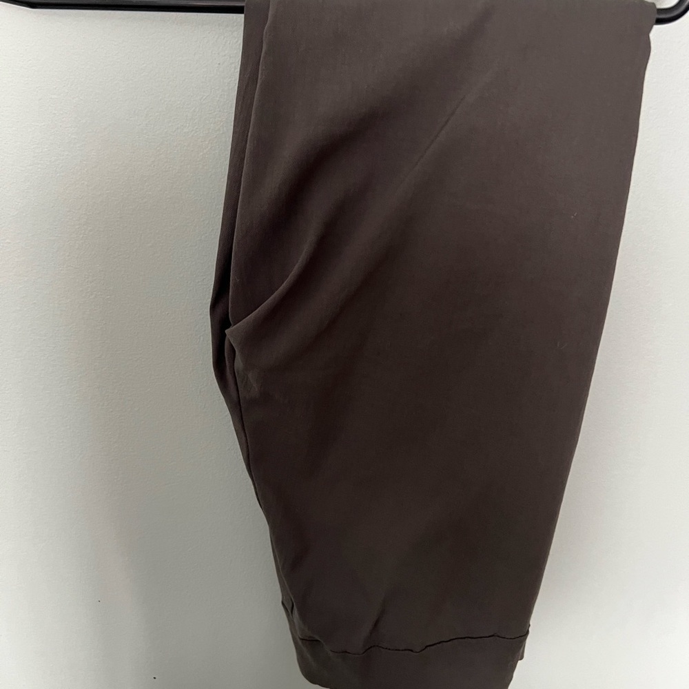 Grey size 4 Van Heusen pull on dress pants
